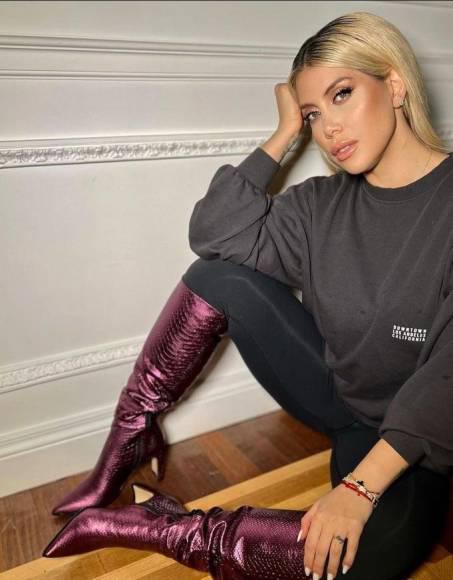 Filtran picantes mensajes de futbolista de River Plate a Wanda Nara luego de que su cuenta de Instagram fuera hackeada