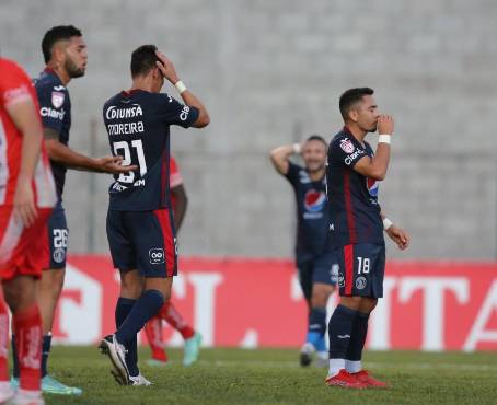 El Motagua de Diego Vázquez no logra despertar. Ocho partidos sin ganar.
