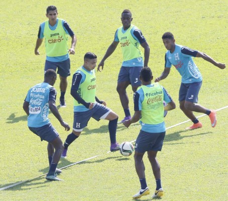 Imágenes: El entreno matutino de Honduras del domingo en el estadio Olímpico