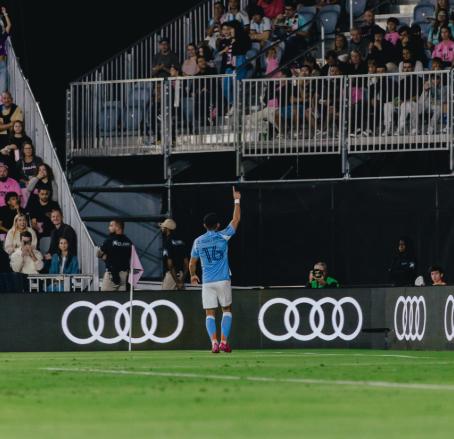 Messi fue la figura y explotó contra el árbitro: Inter Miami empata ‘in extremis’ ante New York City en la MLS 2025