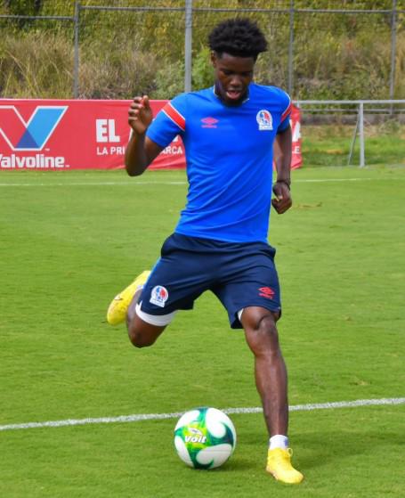 ¡Con todo! El potente 11 del Olimpia de Pedro Troglio para mantener el invicto ante Motagua y ganar las vueltas