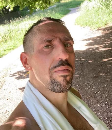 Una leyenda del Bayern Múnich aparece en los archivos de Epstein: Intentó golpearme y la policía...