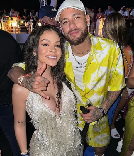 La fiesta de Neymar en su crucero por tres días: descontrol, hermosas mujeres y sorprendido con este regalo