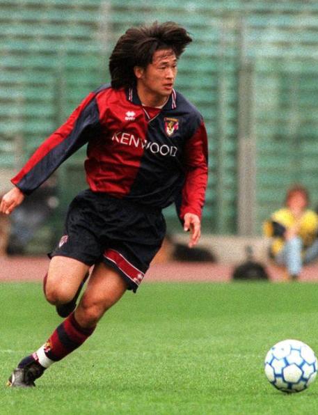 El futbolista más viejo del mundo cumple 58 años: su club actual y desliza cuándo podría retirarse