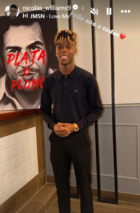 Vinicius con su hermosa novia: así recibieron el 2026 los cracks y Dembélé presume sus títulos