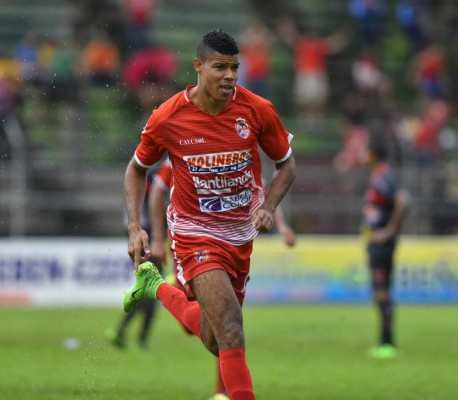 Fichajes: Ex de Olimpia se prueba en segunda y Victoria se empieza a armar