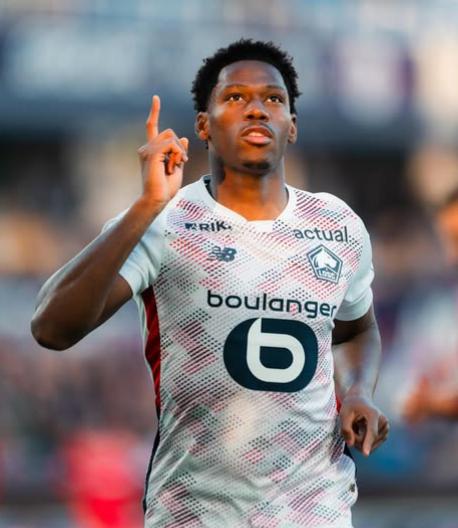 Barcelona quiere ficharlo gratis, pero Lewandowski impidió su llegada: “Tiene miedo de perder la titularidad”