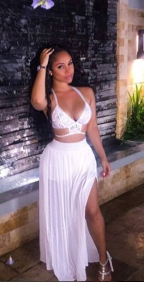 La enfermera más sexi del mundo es aficionada al béisbol y la NFL