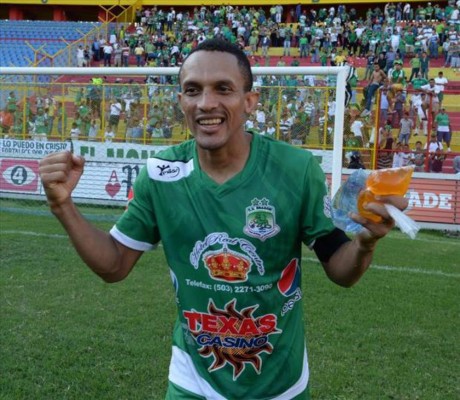 Los futbolistas más polémicos de Centroamérica