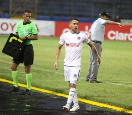 Baleadas, retos y amor por otro equipo: Las revelaciones de Guillermo Chavasco y su hermosa novia en La Ceiba