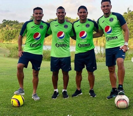 Futbolista de Motagua Marcelo Santos anuncia que contraerá matrimonio con su novia de seis años de relación