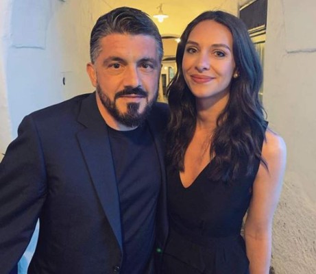 ¡Preciosura! Así es la sexi traductora de Ribéry y otras grandes figuras del fútbol