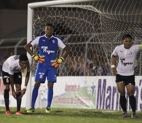 ¡BOMBAZOS! Rambo regresa a inesperado club en Honduras y Olimpia manda a reservas dos futbolistas