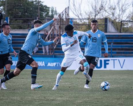 Honduras se foguéo ante Uruguay de cara al Mundial Sub-20. Los subcampeones de Conmebol ganaron 1-0 en casa.