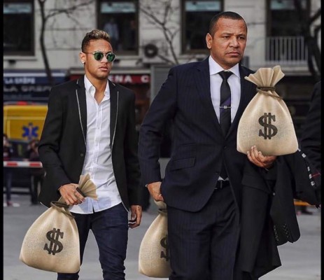 Neymar y su padre, atacados con duros memes tras su decisión de no seguir en Barcelona