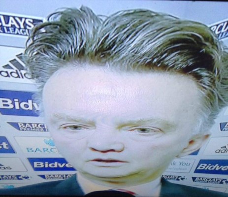 Van Gaal es víctima de memes a la espera de oficializar su adiós de Manchester United