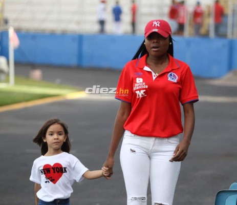 ¿Con quién sonríe Isabel? Las linduras de la fecha 2 del Apertura en Honduras