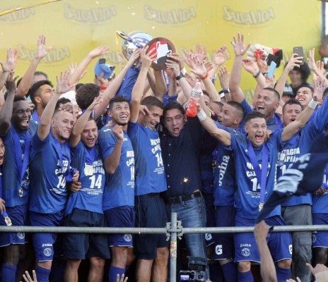 TOP: 15 fotos que todo aficionado del Motagua debe mirar