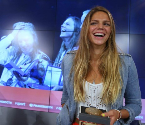 Yuliya Efimova, la sensual nadadora rusa que se proclamó campeona mundial