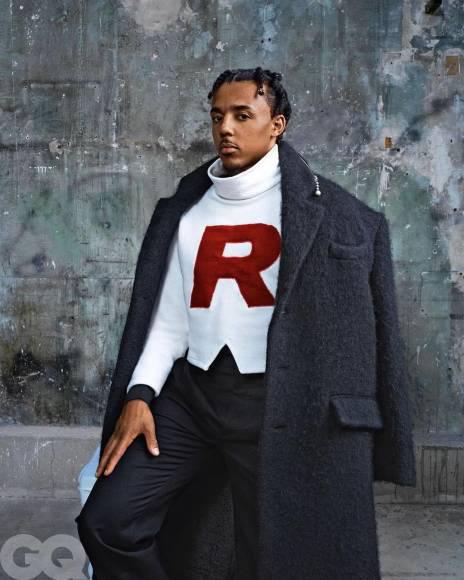 Jules Koundé causa revuelo: así son todos los excéntricos looks del futbolista de Barcelona que siempre está a la moda