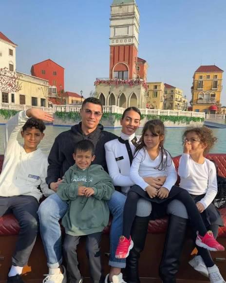 Georgina Rodríguez deslumbra de nuevo y cómo es su lujosa casa en la que vive con Cristiano en Arabia Saudita