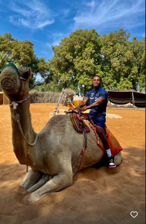 Sobre camellos y vestidos de árabe: las exóticas aventuras de la Selección de Honduras en la lujosa Abu Dabi