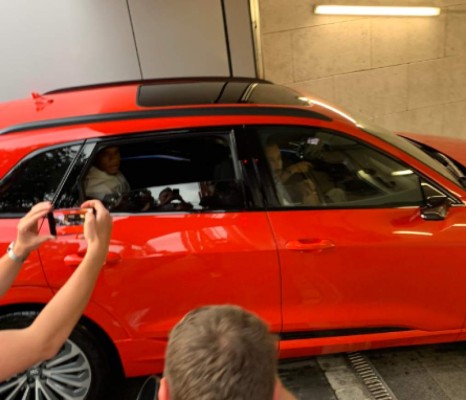 Mercado: Un lateral regresa al Barcelona, dos fichajes 'bomba” del Bayern y Haaland es noticia