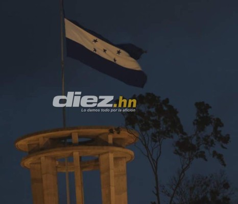 NO SE VIO EN TV: ¿Quién es la chica de la camisa de Olimpia?, sanitización y Vargas frenando a Bengtson