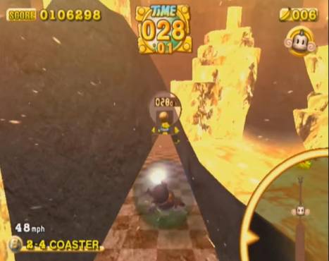 La mayoría de los desafíos de Super Monkey Ball 2 consisten en no caer de los angostísimos caminos.