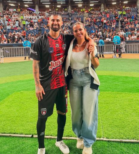 Futbolista argentino busca a su familia tras los terremotos en Venezuela