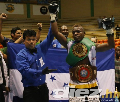 ¡Josec 'Escorpión” Ruiz retiene el cinturón de campeón Centroamericano y del Caribe