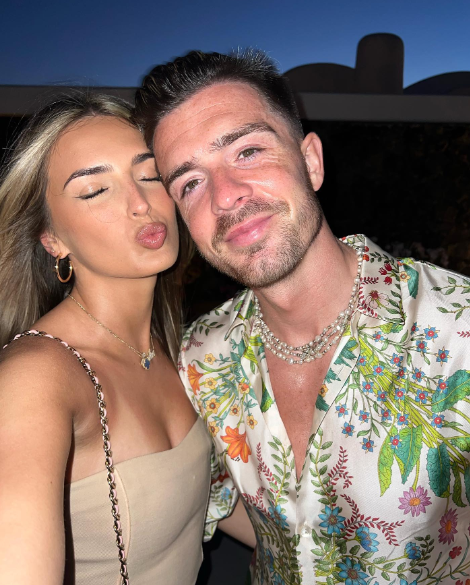 El ritual nocturno de Grealish con su novia para cuidar su cuerpo: “Lo hace antes de acostarse”