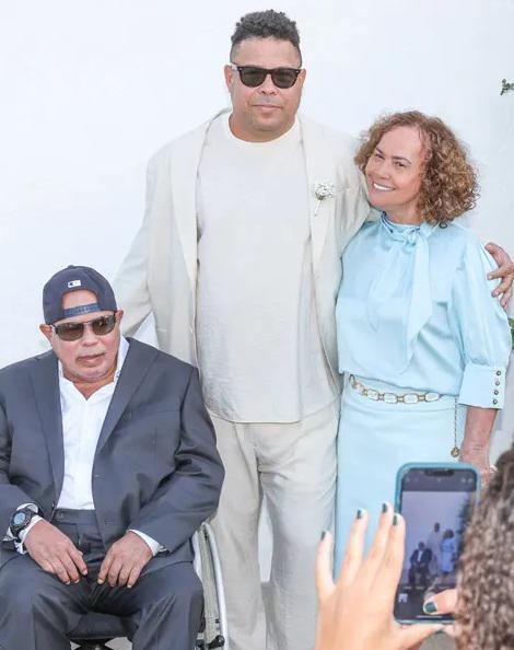 ¡Se casó por cuarta vez! Así fue la boda de Ronaldo con la sexy Celina Locks: el ex Real Madrid que fue invitado especial