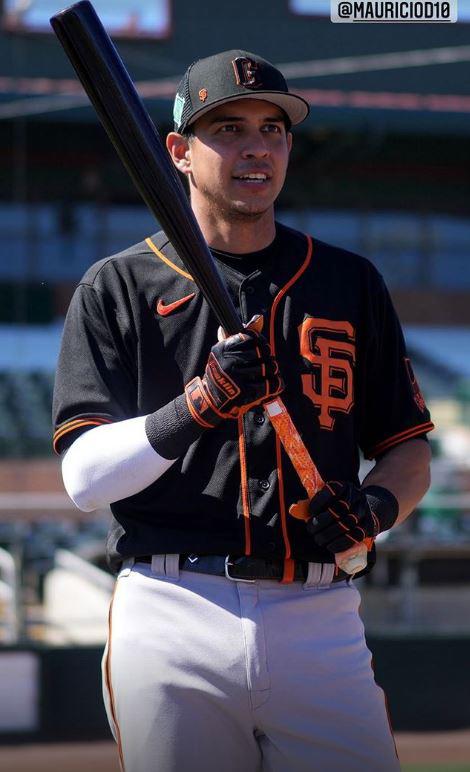 Mauricio Dubón está a las puertas de su cuarta temporada con los Gigantes en Grandes Ligas.D