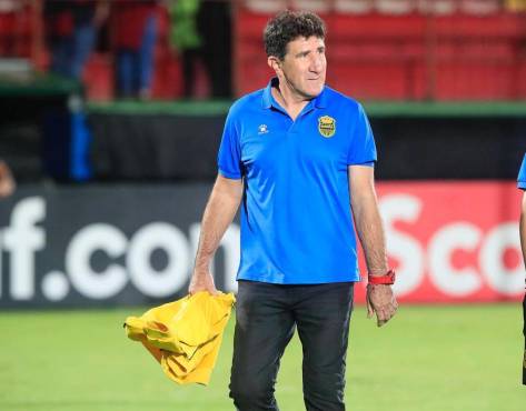 Héctor Vargas estuvo reaccionando a la gran final con los periodistas de Diario Diez.