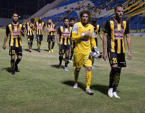 El primer torneo de Elías Burbara como presidente del Real España coincidió con la peor campaña del club: 15 puntos y último lugar en el Apertura 2015.