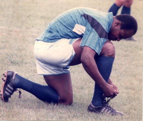 La vida y carrera de Gilberto Yearwood en imágenes