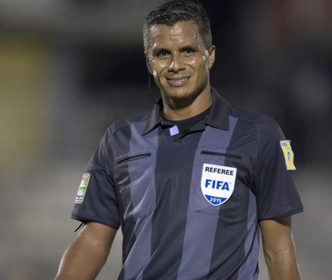 Árbitros centroamericanos que podrían venir a pitar en el cierre del torneo si se aprueba