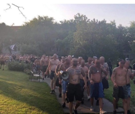 ¡Repudiable! El mundo oscuro de los hinchas búlgaros; saludos nazis y estrictas reglas de violencia