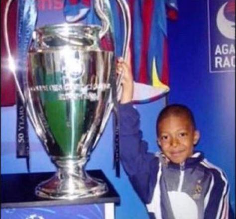 Ola de jocosos memes luego de que sonó el fichaje de Mbappé al Barcelona: Messi también es protagonista de las burlas