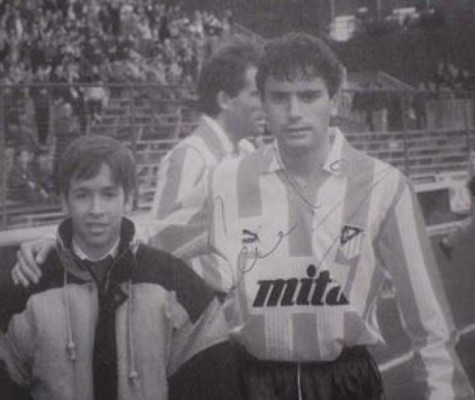 Tremendo giro en su vida: Pasaron de ser recogepelotas a grandes estrellas del fútbol