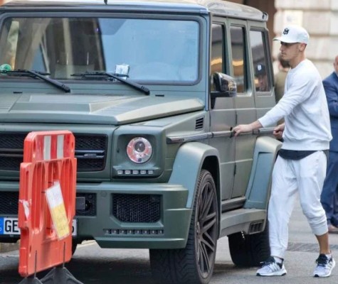 Los millonarios lujos que se da Mesut Özil en Inglaterra: Colección de autos y sala de juegos&nbsp;&nbsp;