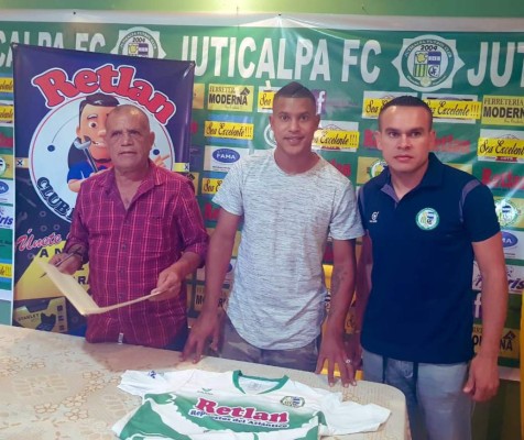 FICHAJES: Marathón ya espera a Costly y Peñarol busca a dos hondureños