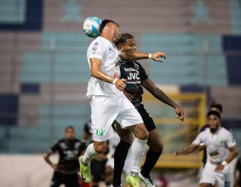 Platense y Marathón jugaron en el Morazán en las vueltas regulares y terminaron empatando.