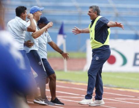 Motagua gana el clÃ¡sico vs Olimpia Jornada # 5 torneo clausura 2020-los azules, tras una rÃ­spida batalla, doblegaron 2-1 al Olimpia en duelo de la jornada 5 del Clausura 2020 de la Liga Nacional. - Diego MartÃ­n VÃ¡squez Castro es un ex futbolista y actual entrenador argentino. Actualmente dirige al Motagua