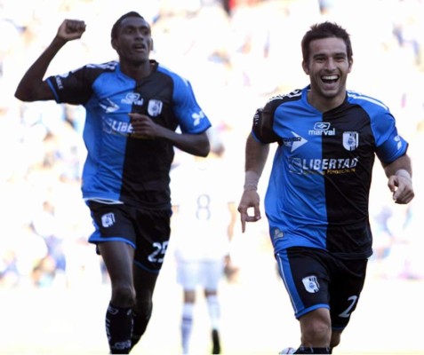 Con dos hondureños: Aficionados mexicanos que lamentan la salida de estos extranjeros de Liga MX