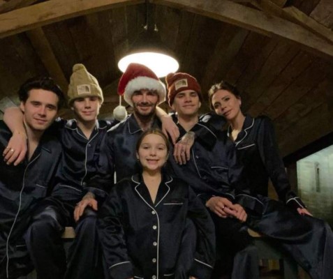 Desde Kim Kardashian hasta Jennifer López: Así fue la Navidad 2020 de los famosos