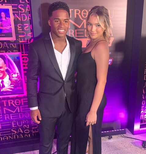 Endrick dio la sorpresa: se casó a con Gabriely Miranda a sus 18 años; las fotos de la feliz pareja