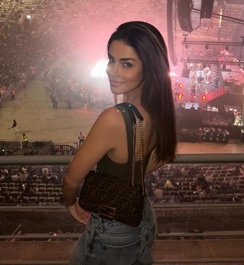 Una figura del Barcelona presumió a su nueva novia: 27 años, es educadora social y lo flechó tras romper con su esposa