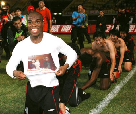 TOP: Futbolistas hondureños que se han consagrado campeones en el extranjero